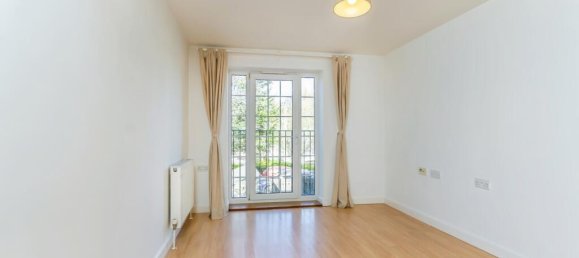 2 Schlafzimmer Wohnung in Croydon, United Kingdom, Nr. 7935 5