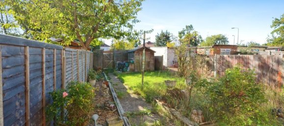 3 bedrooms Commercial property in Harrow, United Kingdom No. 6320 12