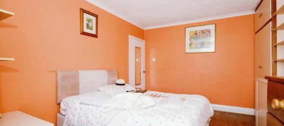 3 bedrooms Commercial property in Harrow, United Kingdom No. 6320 4