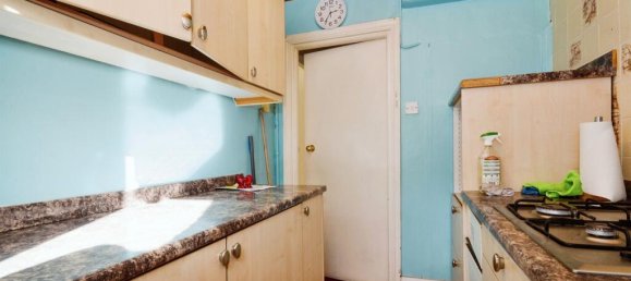 3 bedrooms Commercial property in Harrow, United Kingdom No. 6320 13