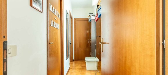 Apartamento de 3 dormitorios en Rome, Italy No. 373505 12