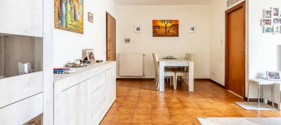 Apartamento de 3 dormitorios en Rome, Italy No. 373505 4