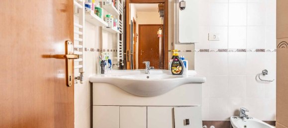 Apartamento de 3 dormitorios en Rome, Italy No. 373505 17