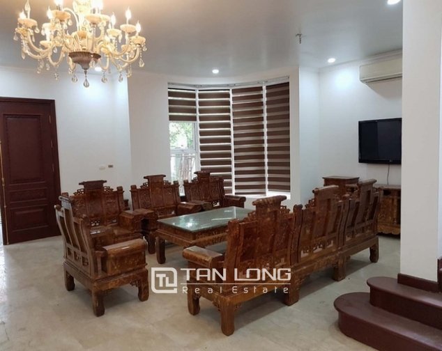 Вилла с 5 спальнями в Тэйхо, Вьетнам № 1802