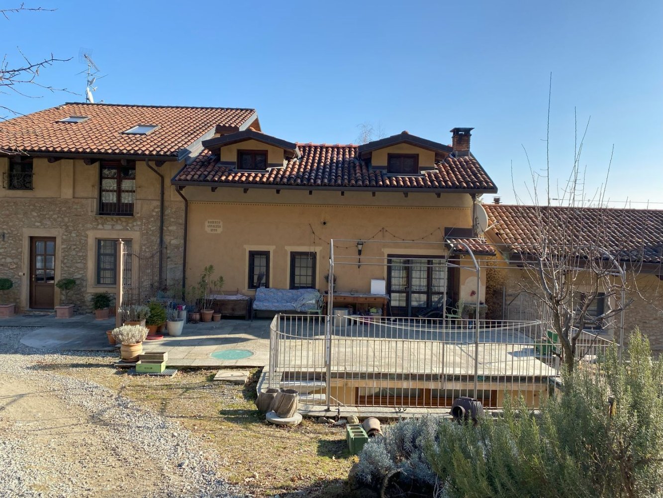 5 rooms House in Avigliana, Italy No. 71872