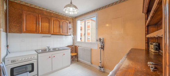 2 Schlafzimmer Wohnung in Chalon-sur-Saone, France, Nr. 289989 6