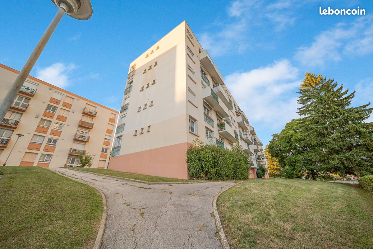 2 Schlafzimmer Wohnung in Chalon-sur-Saone, France, Nr. 289989