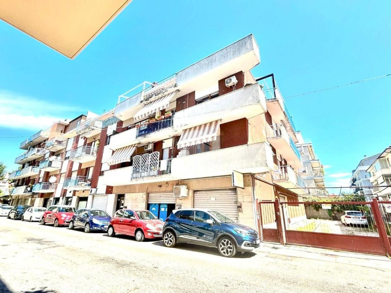 3 rooms Apartment in Pescara, Italy No. 277009