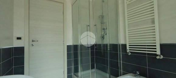 3 rooms Apartment in Pescara, Italy No. 277009 17