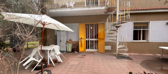 9 rooms Villa in Bitetto, Italy No. 28486 2