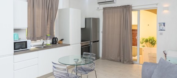 Café/restaurante de 1 dormitorio en Morne Rouge, Grenada No. 4 8