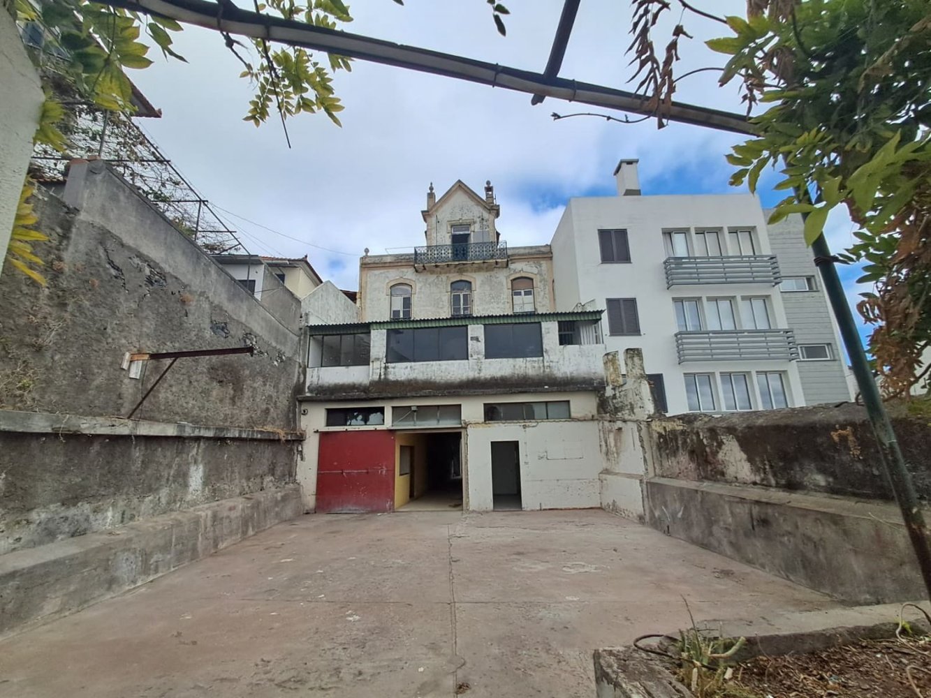 12 bedrooms House in Funchal, Portugal No. 315006