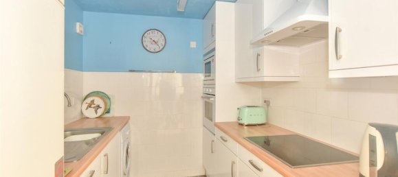 1 bedroom Apartment in Walthamstow, United Kingdom No. 4042 3