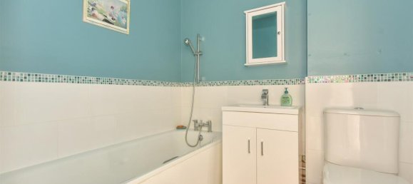 1 bedroom Apartment in Walthamstow, United Kingdom No. 4042 5