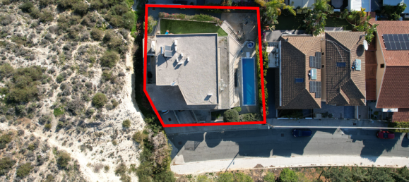 4 bedrooms Villa in Limassol, Cyprus No. 20019 2