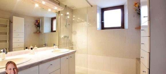 5 rooms House in Voiron, France No. 195160 3