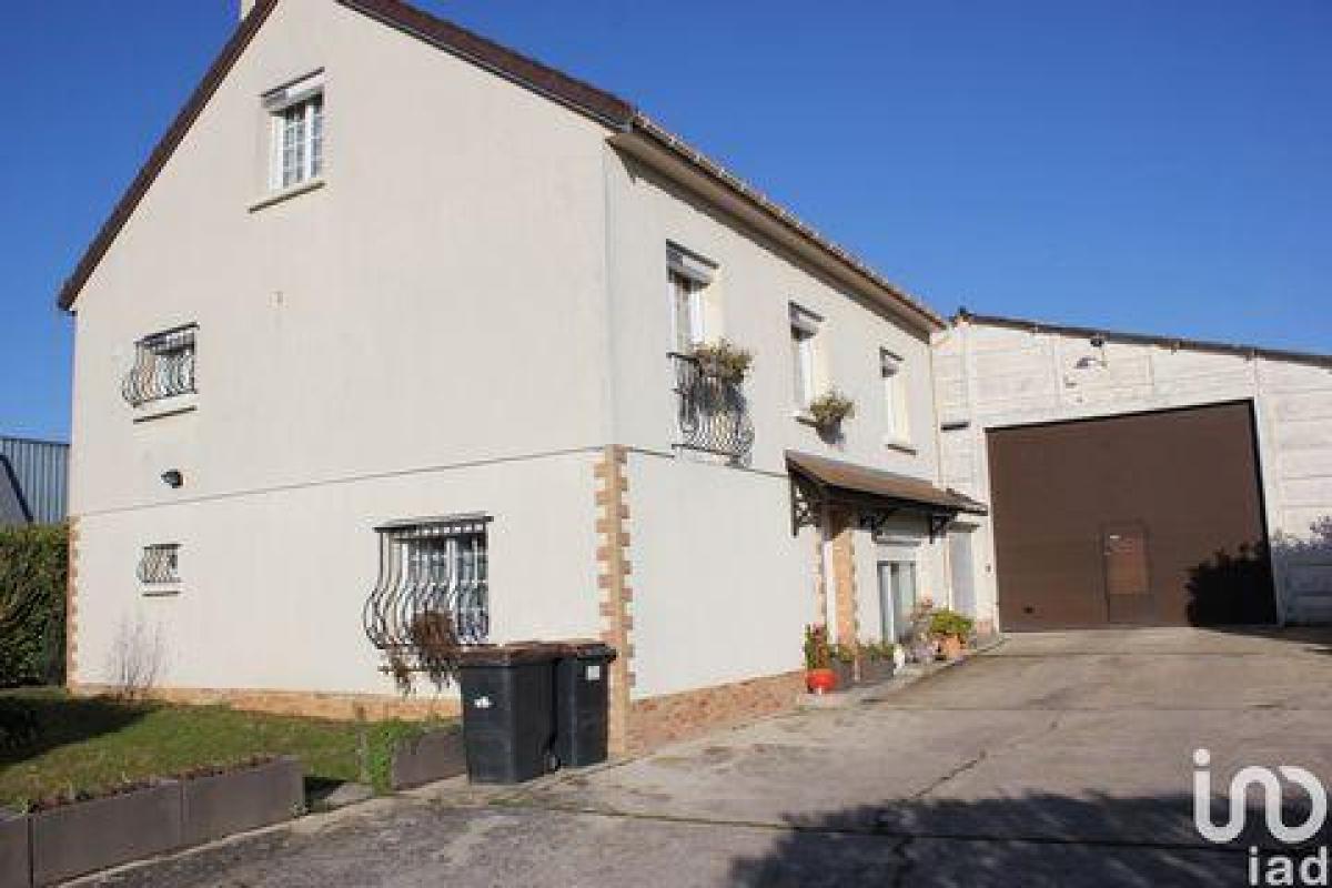 Дом с 4 спальнями в Мо, Франция № 28557