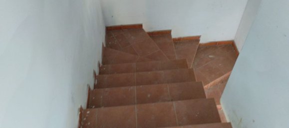 Дом с 4 комнатами в Толентино, Италия № 121772 30