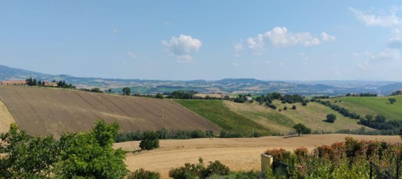 Дом с 4 комнатами в Толентино, Италия № 121772 15