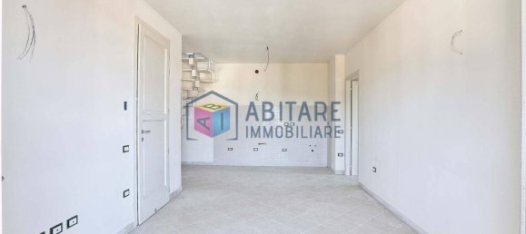 1 Schlafzimmer Penthouse in Rosignano Marittimo, Italy, Nr. 48469 3
