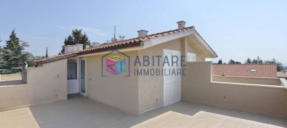 1 Schlafzimmer Penthouse in Rosignano Marittimo, Italy, Nr. 48469 2