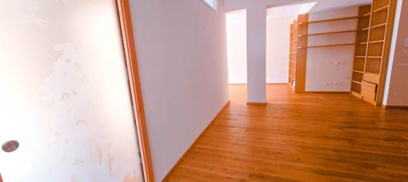 4غرفة شقة في Rome, Italy رقم 39808 19