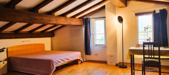 5 bedrooms Apartment in Massa, Italy No. 373924 16