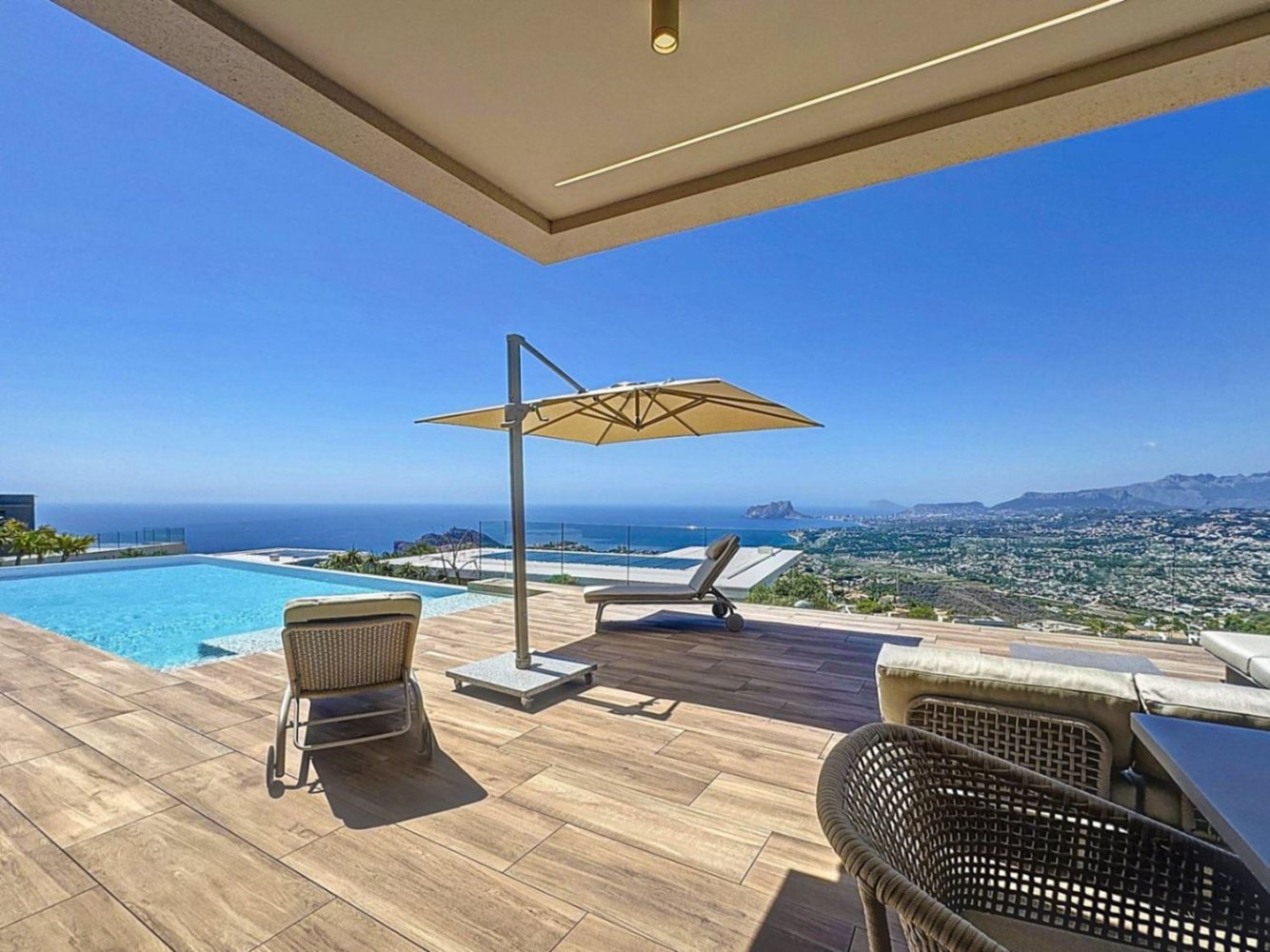 Villa de 5 dormitorios en Benitachell, Spain No. 271534