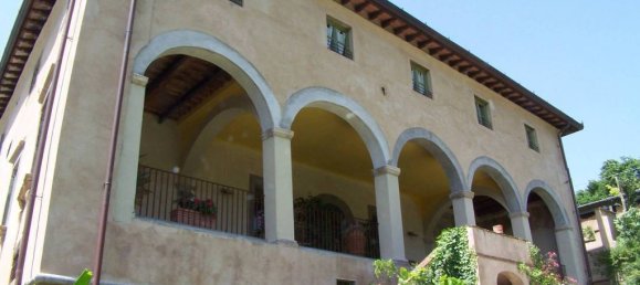 9 bedrooms Villa in Lucca, Italy No. 102390 16