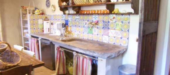 9 bedrooms Villa in Lucca, Italy No. 102390 13