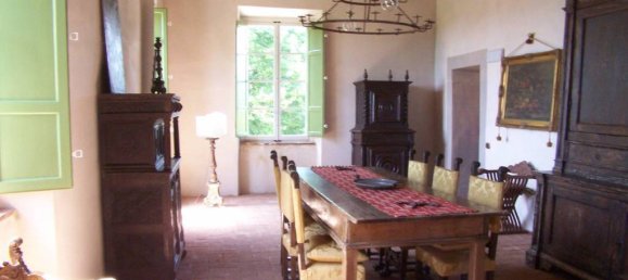 9 bedrooms Villa in Lucca, Italy No. 102390 12