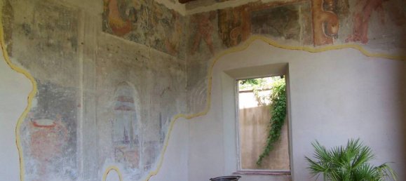 9 bedrooms Villa in Lucca, Italy No. 102390 3