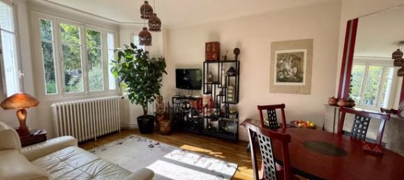 Casa de 2 dormitorios en Le Raincy, France No. 354687 10