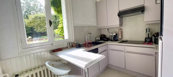 Casa de 2 dormitorios en Le Raincy, France No. 354687 6