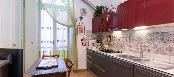 7 rooms Apartment in Turin, Italy No. 114471 9