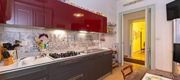7 rooms Apartment in Turin, Italy No. 114471 10