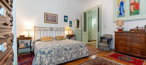 7 rooms Apartment in Turin, Italy No. 114471 13