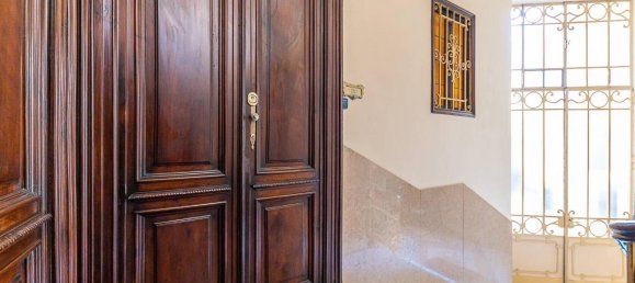 7 rooms Apartment in Turin, Italy No. 114471 4