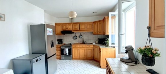 2 bedrooms House in Seine-et-Marne, France No. 336399 3