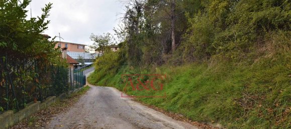 Casa de 8 divisões em Montefalcone Appennino, Italy N.º 118184 49