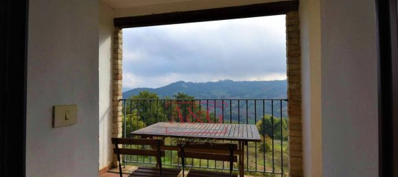 Casa de 8 divisões em Montefalcone Appennino, Italy N.º 118184 14