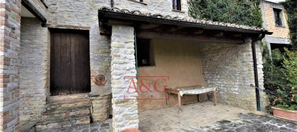 Casa de 8 divisões em Montefalcone Appennino, Italy N.º 118184 40