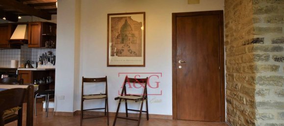 Casa de 8 divisões em Montefalcone Appennino, Italy N.º 118184 11