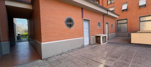 54m² Commercial property in Florence, Italy No. 365061 4