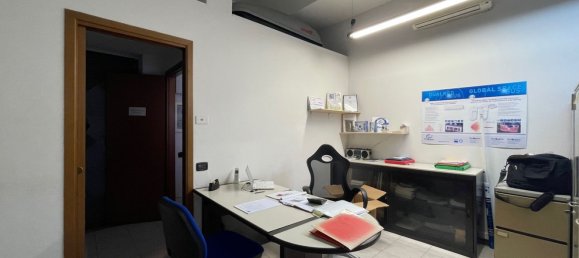 54m² Commercial property in Florence, Italy No. 365061 11