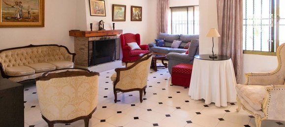 Villa de 4 dormitorios en Cabo Roig, Spain No. 1821 5