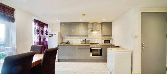 2 Schlafzimmer Haus in London, United Kingdom, Nr. 11556 13