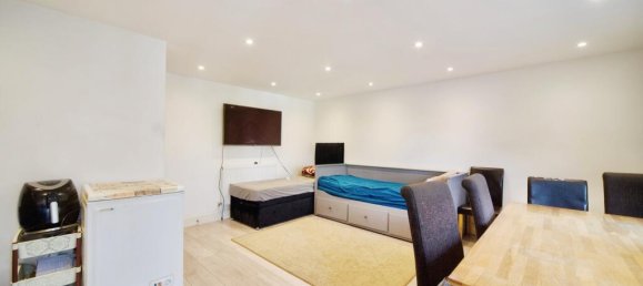 2 Schlafzimmer Haus in London, United Kingdom, Nr. 11556 7