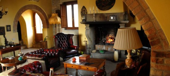 11 rooms House in Città della Pieve, Italy No. 58486 9