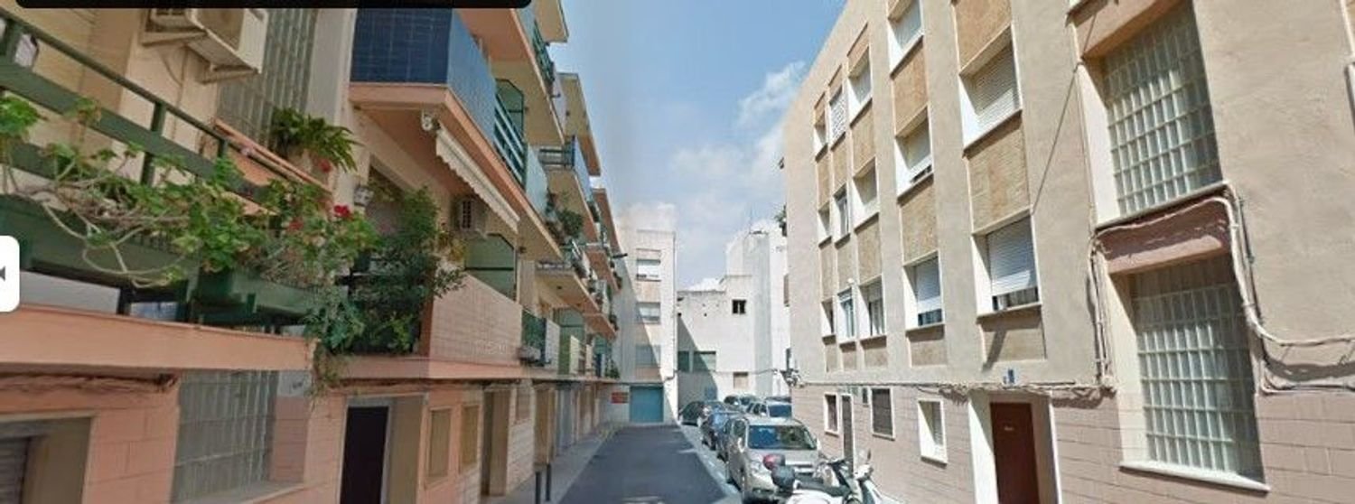 Apartamento de 3 dormitorios en Castellón, Spain No. 162748